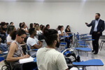 Acadêmicos participam de palestra ministrada pelo presidente da Assobrafir